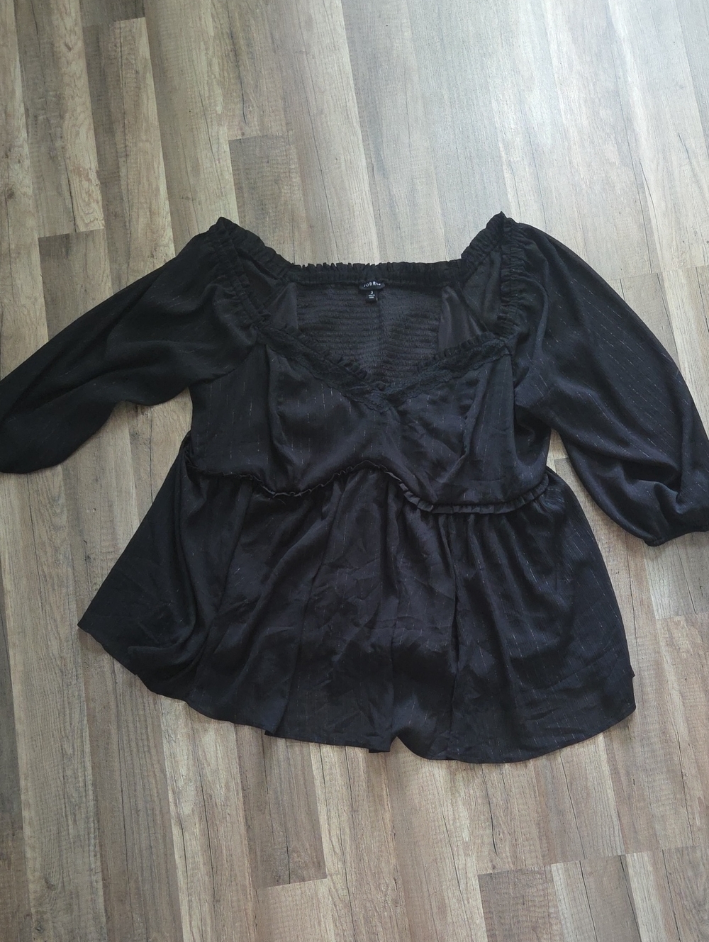 torrid Black Sweetheart Neckline Peasant Top with Silver Metalic Shimmer